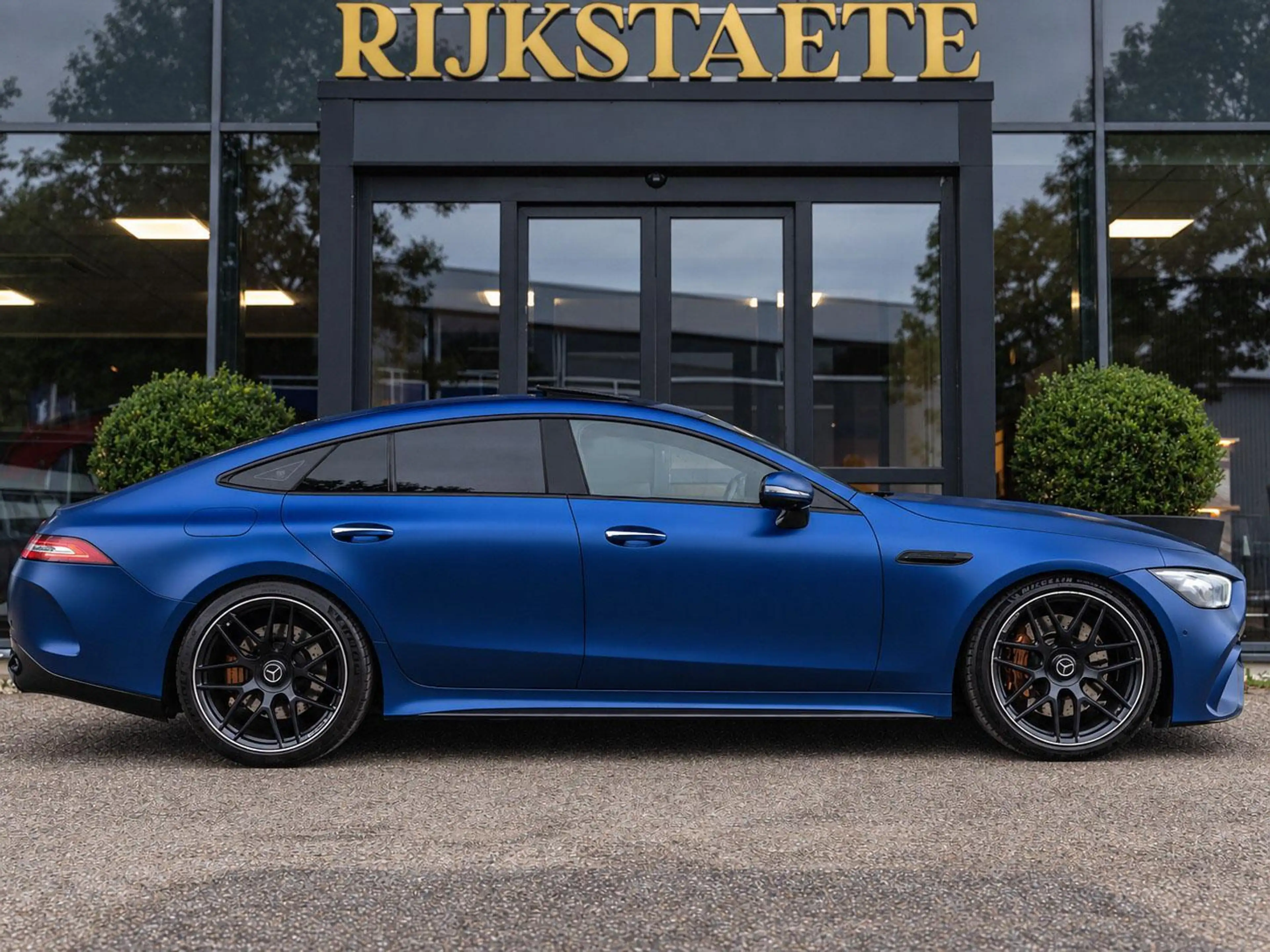 Mercedes-Benz AMG GT 4-Door Coupe AMG 63 S 4MATIC+ Premium Plus — photo 6