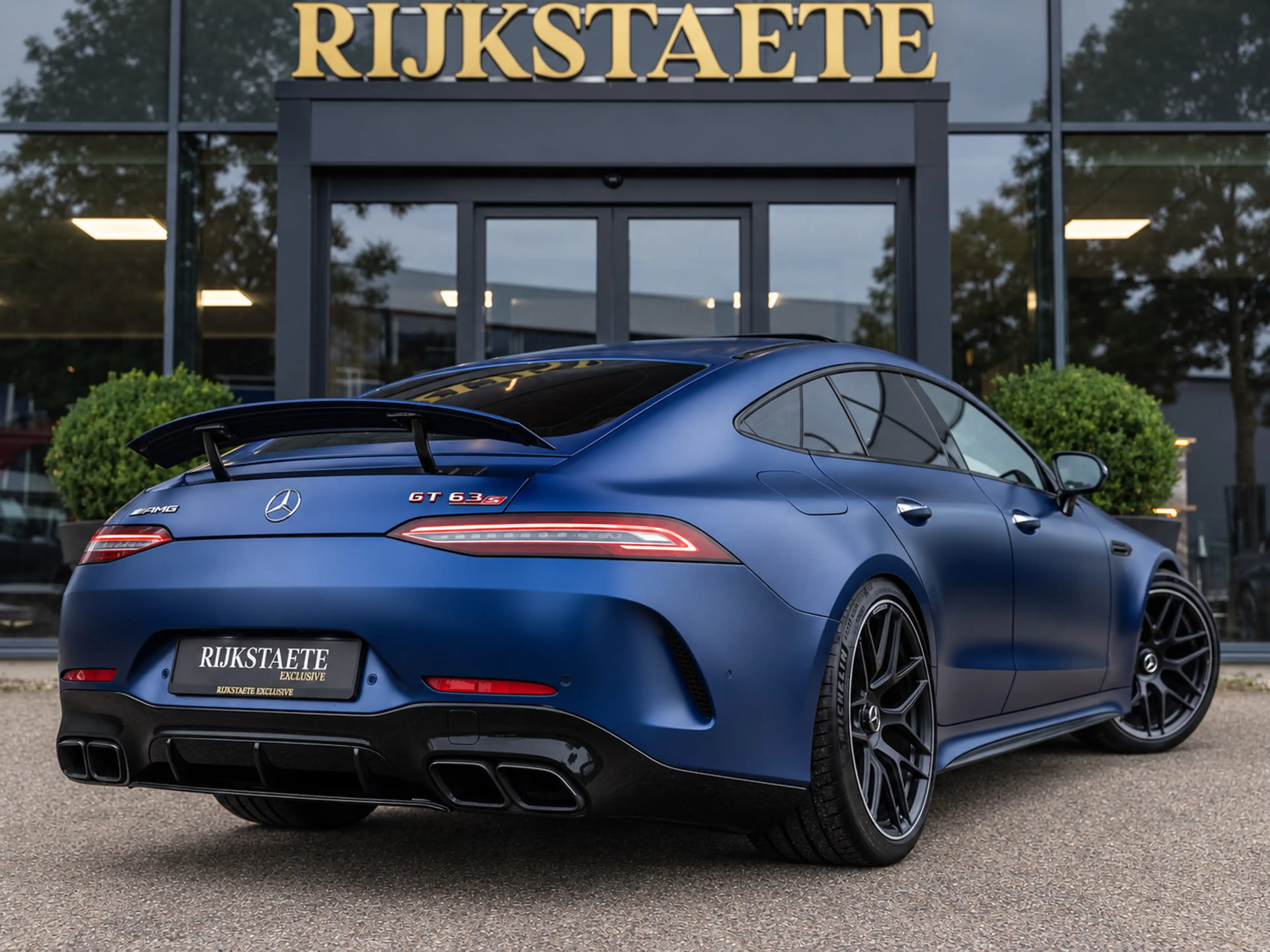 Mercedes-Benz AMG GT 4-Door Coupe AMG 63 S 4MATIC+ Premium Plus — photo 7