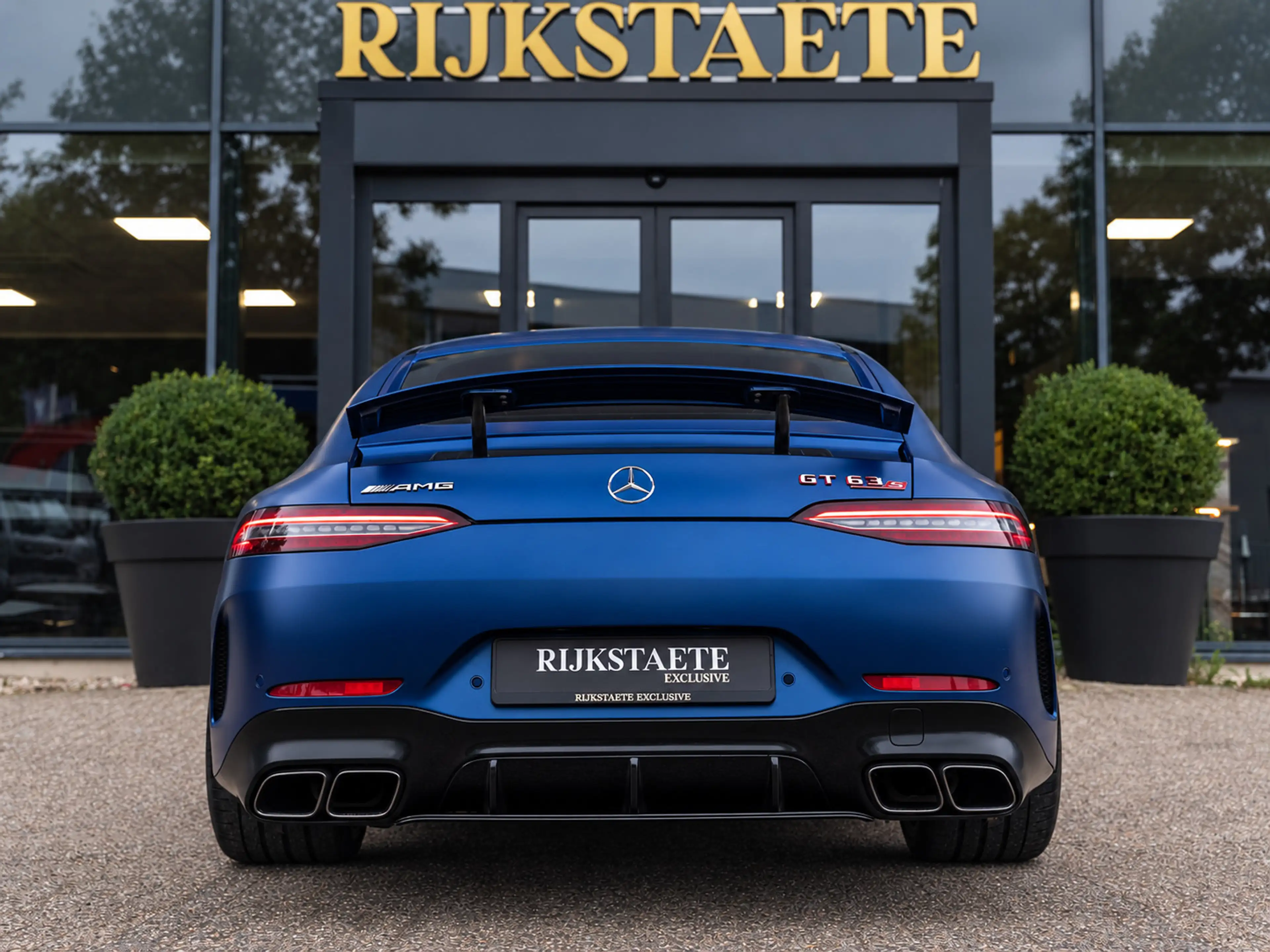 Mercedes-Benz AMG GT 4-Door Coupe AMG 63 S 4MATIC+ Premium Plus — photo 8