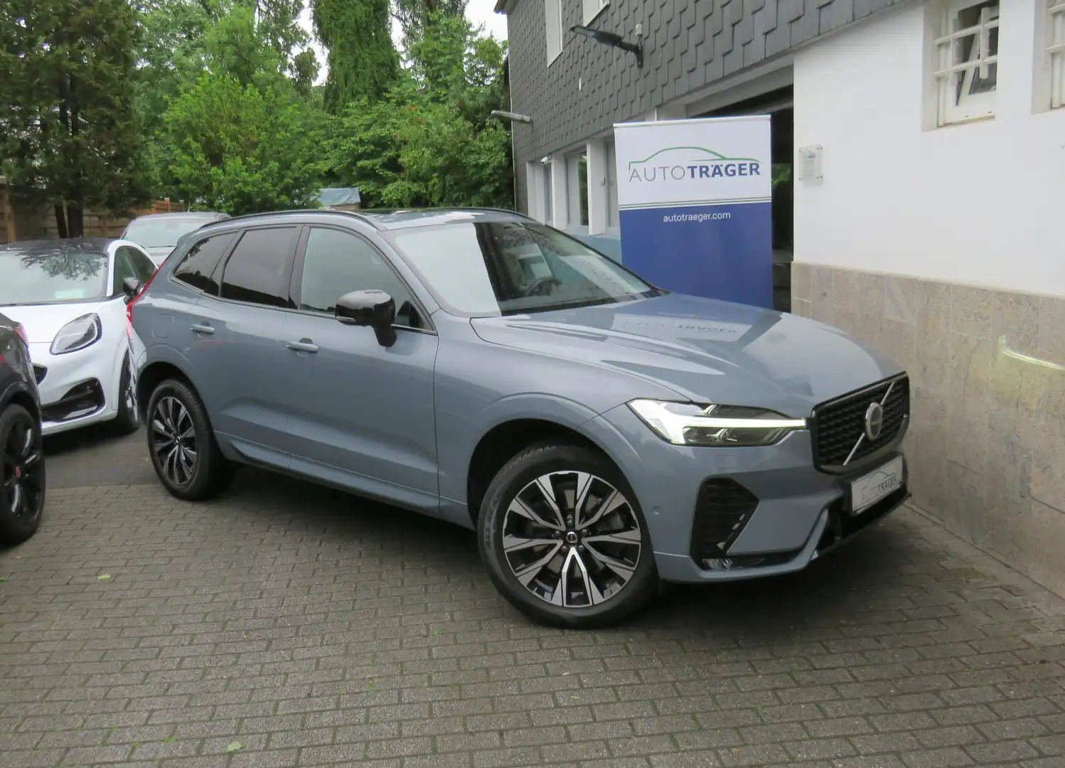 Volvo XC60 Plus Dark // 360°/Pano/Leder/Pilot/4xSHZ/Memory Szürke - 1