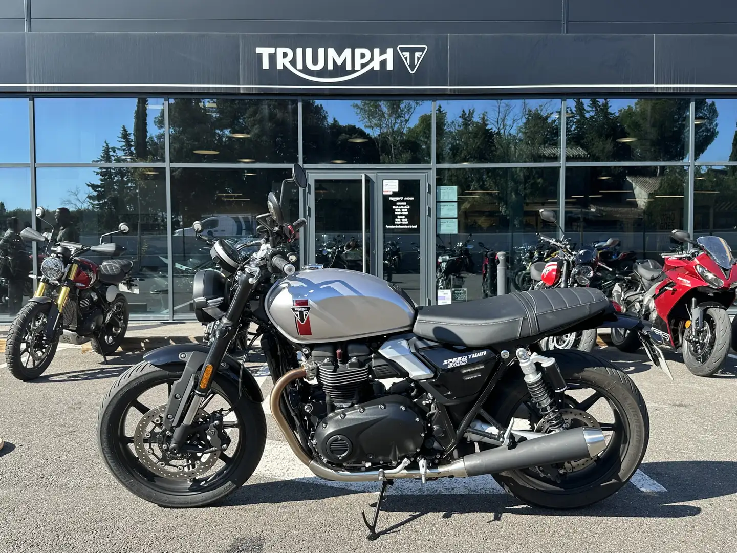 Triumph Speed Twin Gris - 2