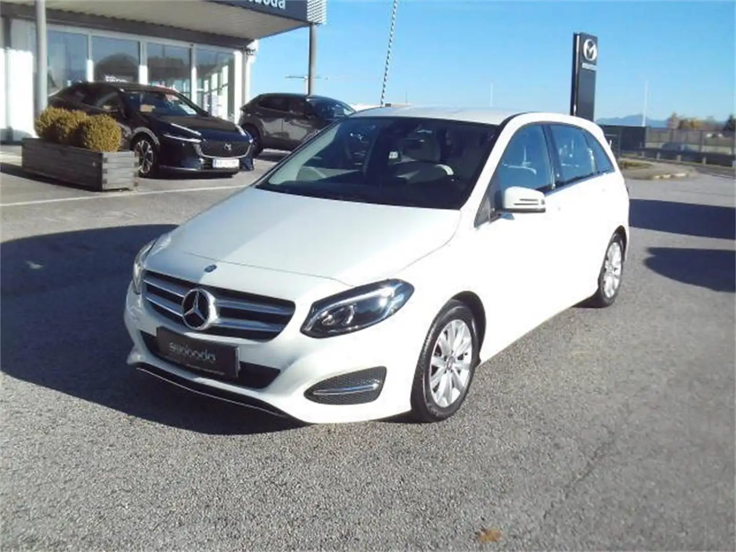 Mercedes-Benz B 180 CDI A-Edition Plus 8fach Bereift. Wit - 2
