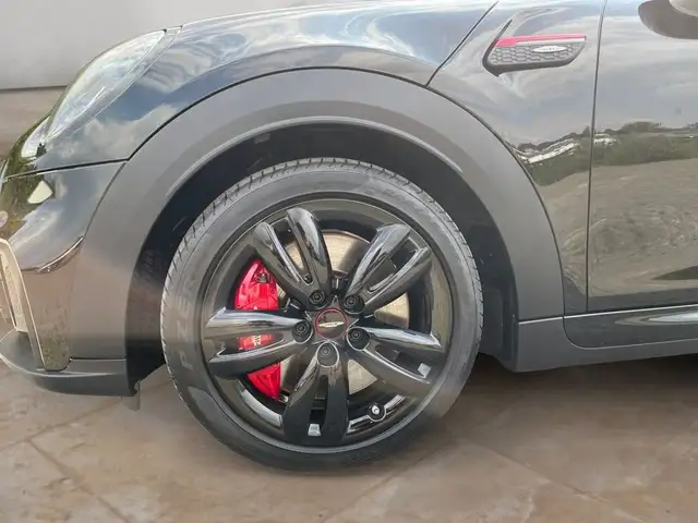 Mini Cooper Cooper view 3