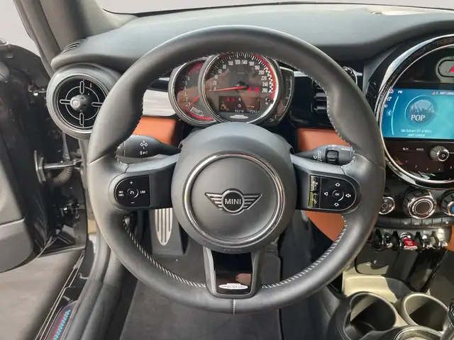 Mini Cooper Cooper view 15