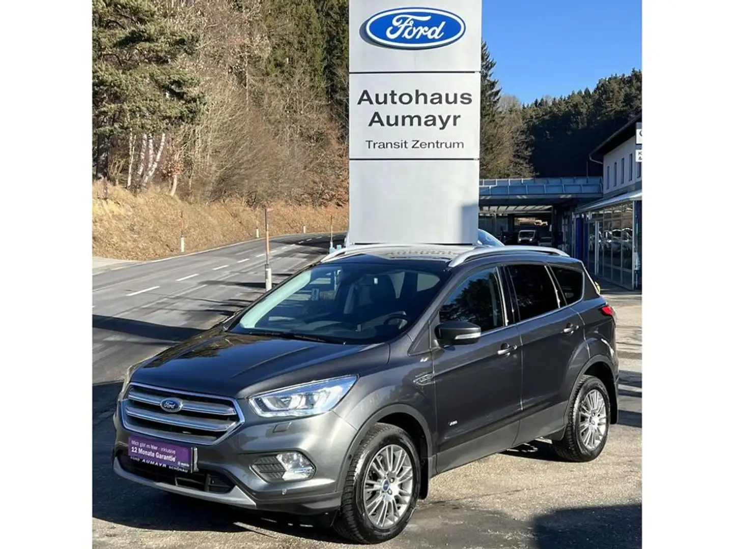 Ford Kuga Titanium Allradantrieb *Anhängerkupplung* Gris - 1