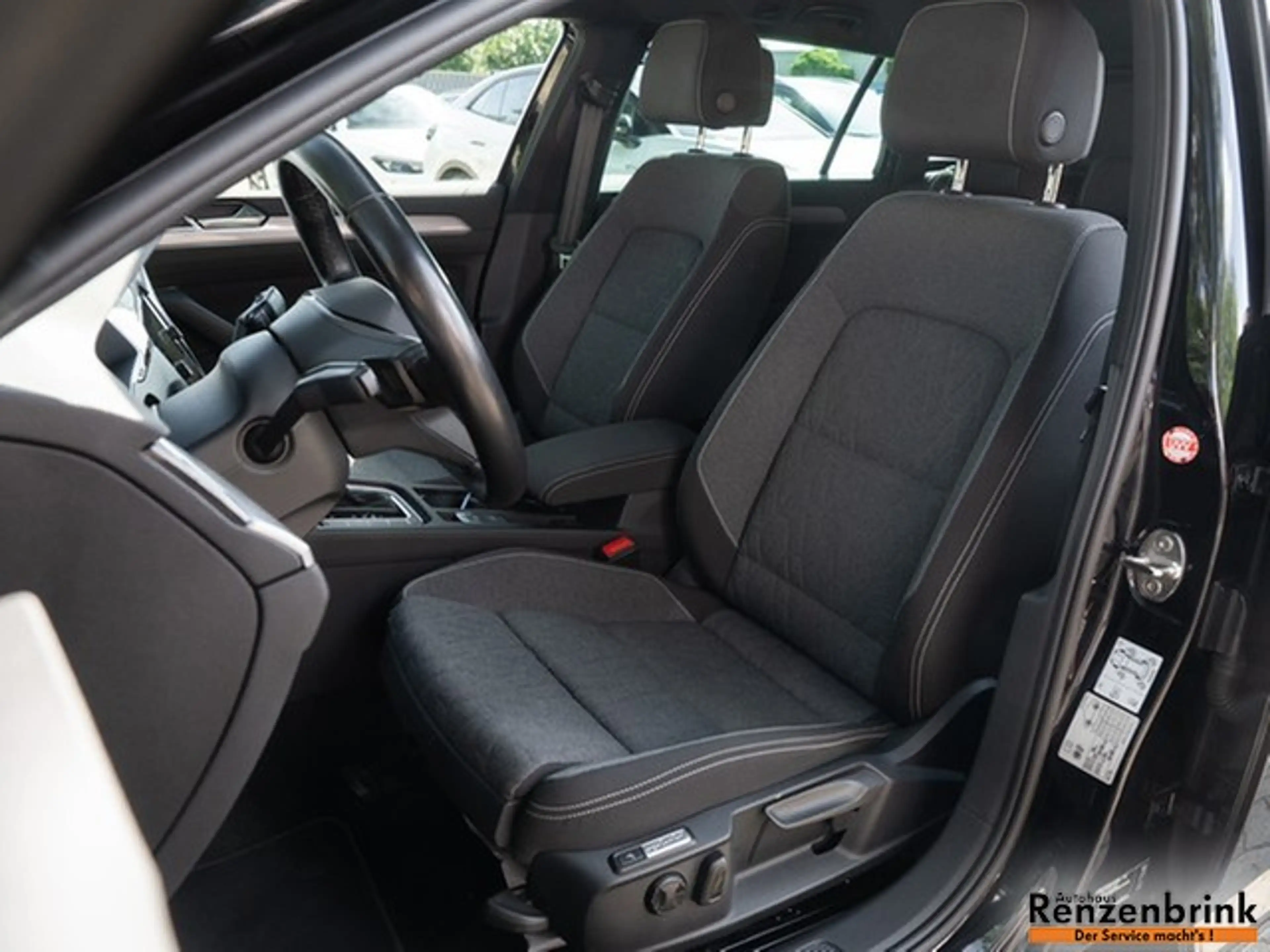 Volkswagen Passat Variant Business TDI DSG AHK ergoSitz Kamera — photo 6
