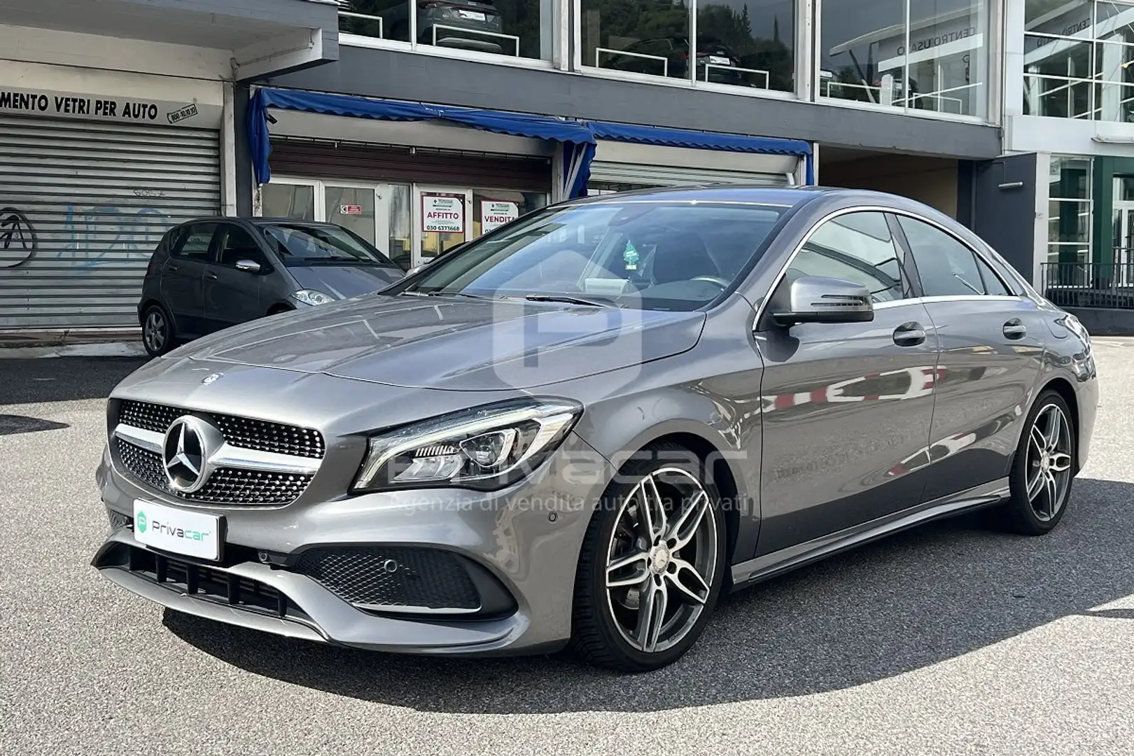 Mercedes-Benz CLA 200 CLA 200 d 4Matic Automatic Premium Silber - 1