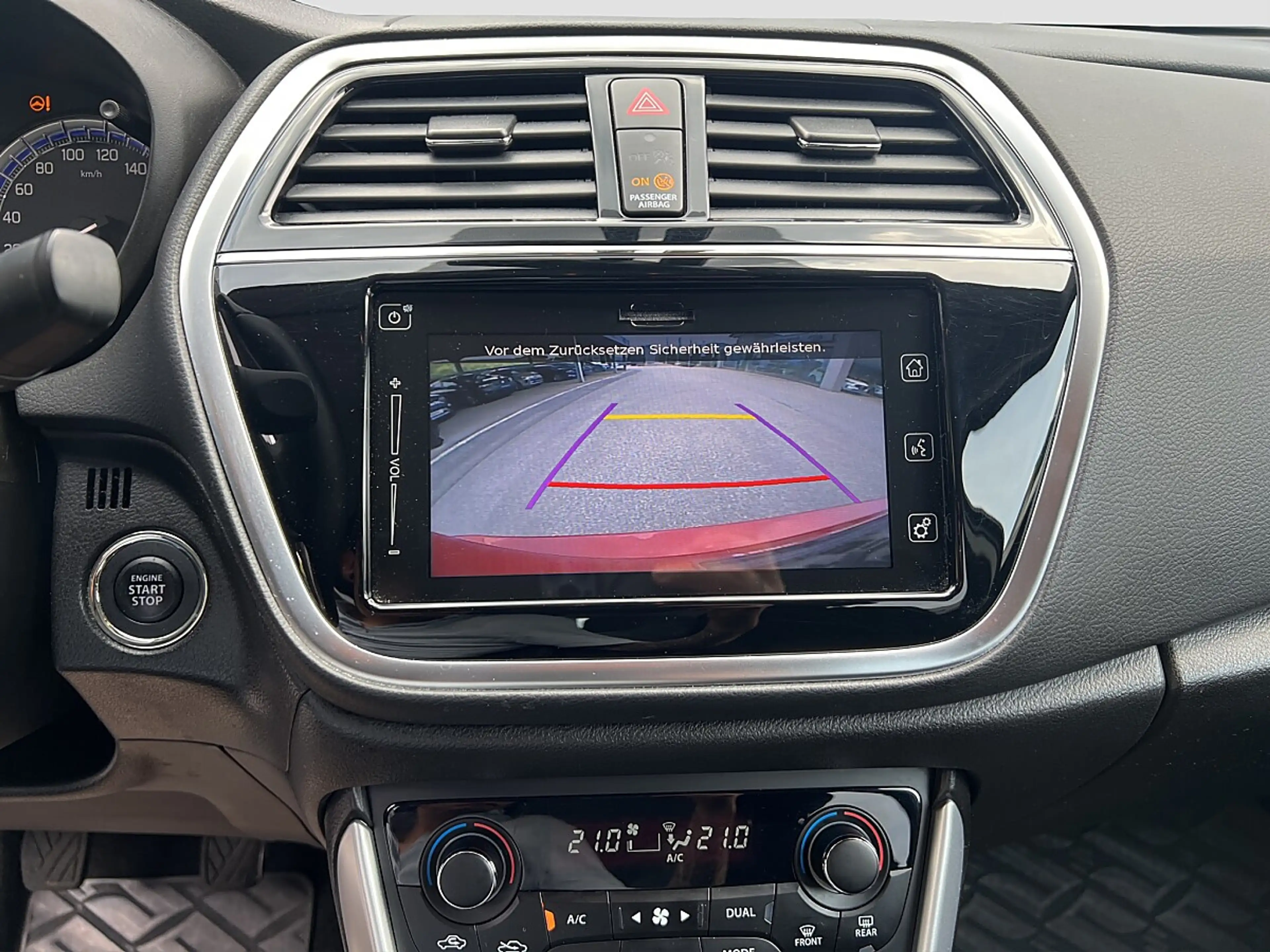 Suzuki SX4 S-Cross 1,0 DITC 4WD shine — photo 11