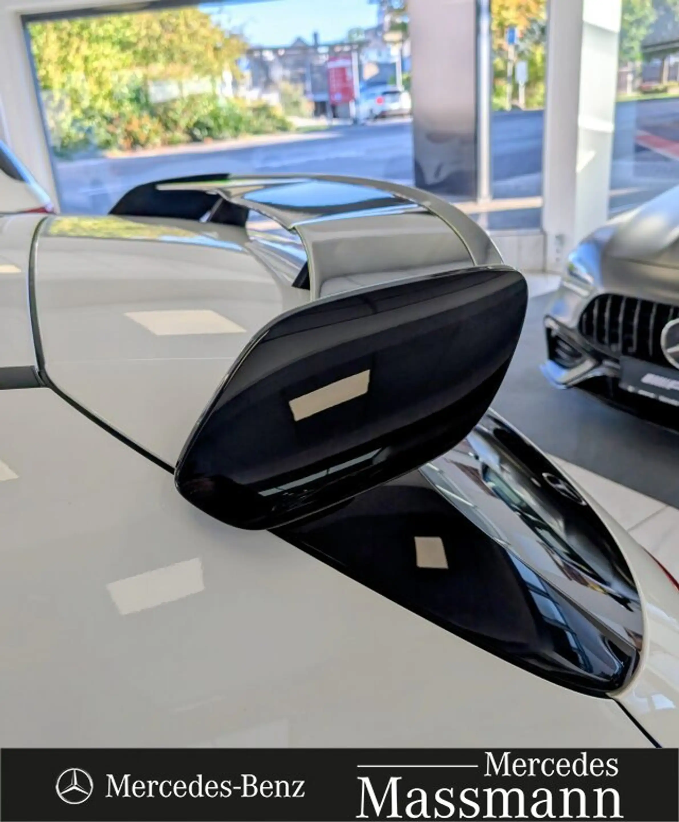 Mercedes-Benz A 35 AMG A 35 AMG 4MATIC Aero Package Premium AMG Line/Navi — photo 6