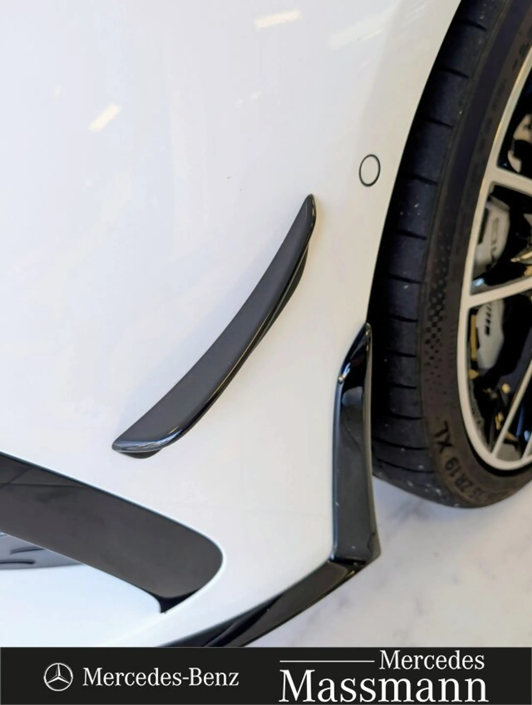 Mercedes-Benz A 35 AMG A 35 AMG 4MATIC Aero Package Premium AMG Line/Navi — photo 7