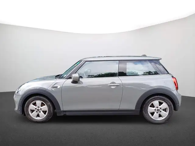 Mini Hatch view 4