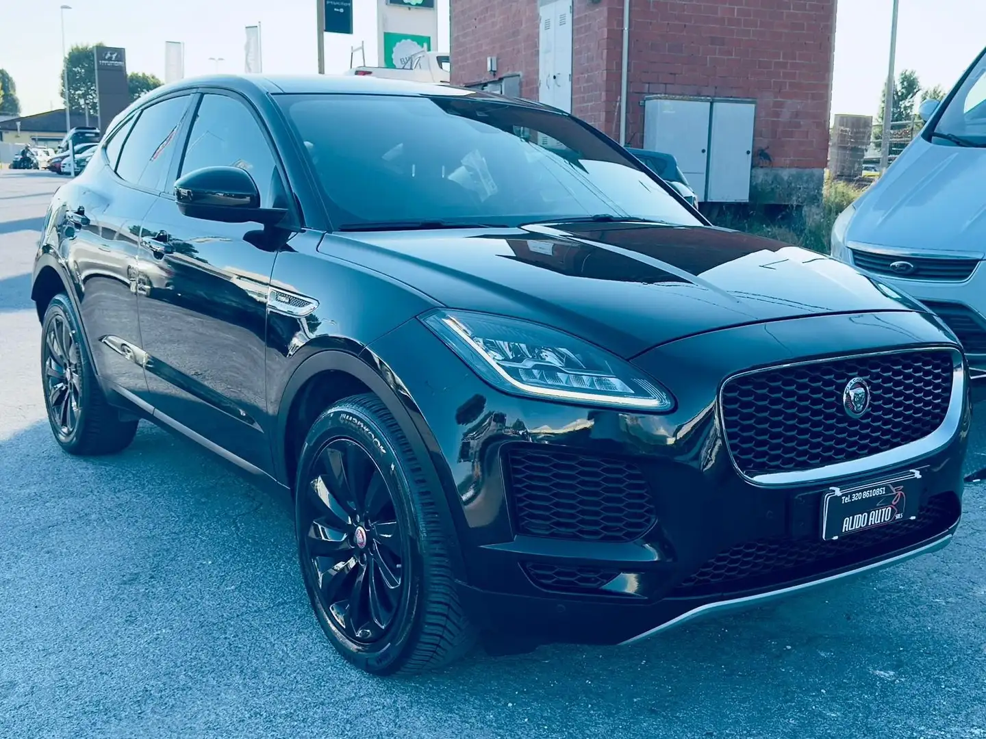 Jaguar E-Pace E-Pace 2017 2.0d i4 First Edition awd 180cv auto Schwarz - 1