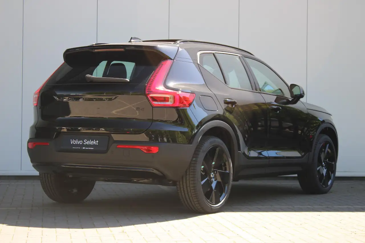 Volvo XC40 2026