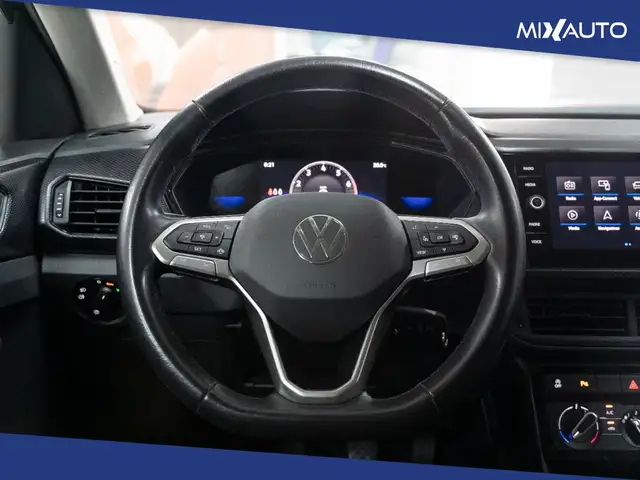 Volkswagen T-Cross view 12