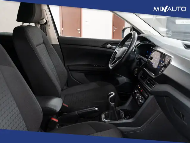 Volkswagen T-Cross view 14