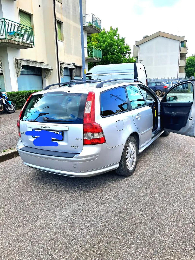 Volvo V50 v50 car verona - 1