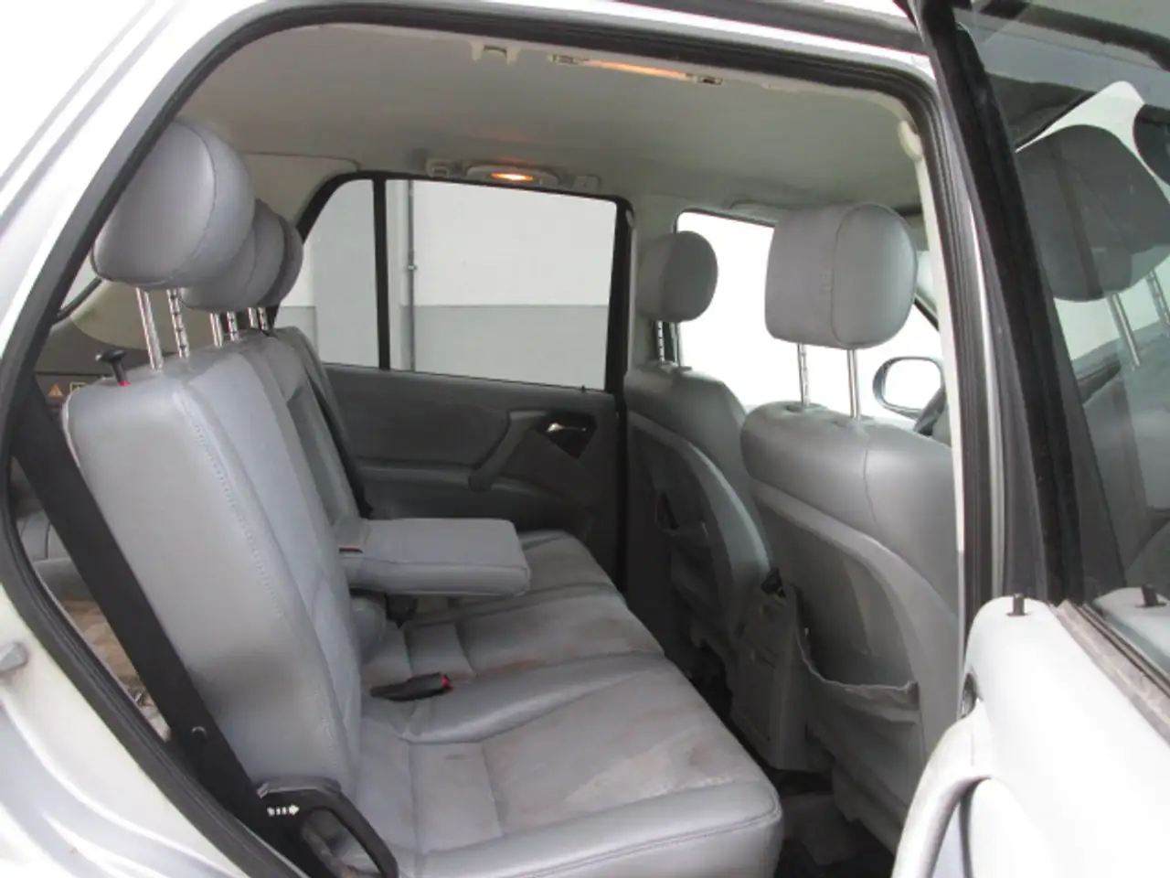 Mercedes-Benz ML 320 M-Klasse+AUTOMATIK+4x4ALLRAD+TÜV=11/2026+AHK+KLIMA, foto 11