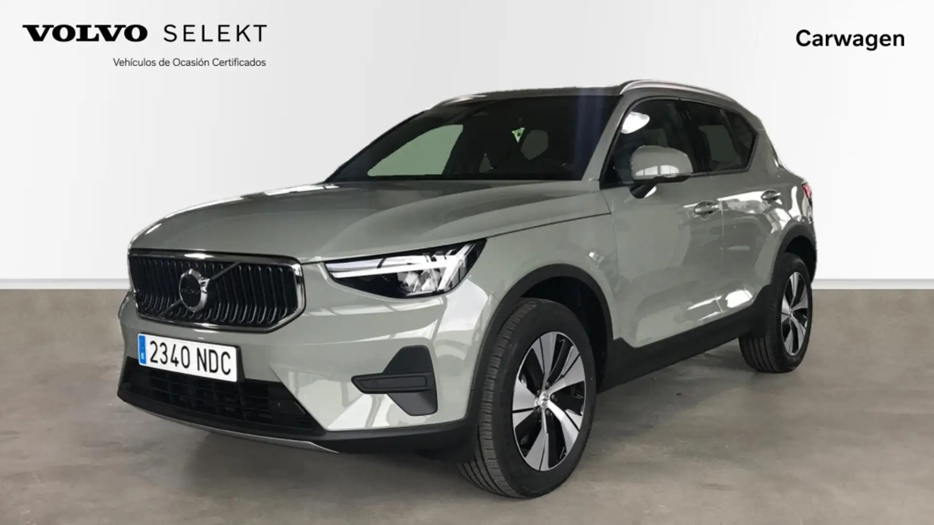 Volvo XC40 B3 Core Aut. Verde - 1