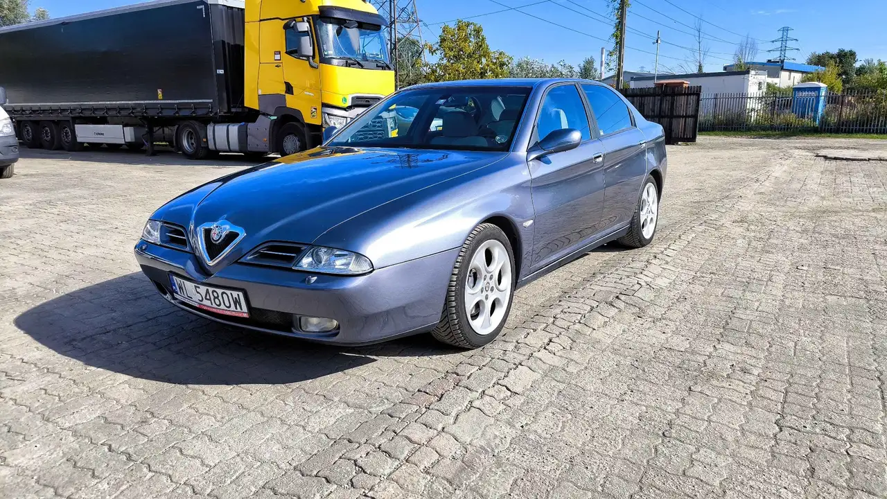 Alfa Romeo 166 3.0 V6 24V, foto 1