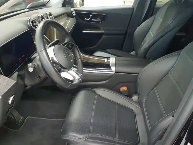 Mercedes-Benz GLC view 7