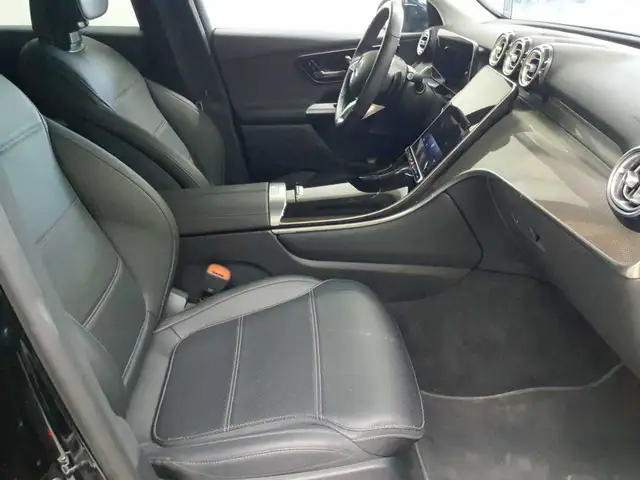 Mercedes-Benz GLC view 8