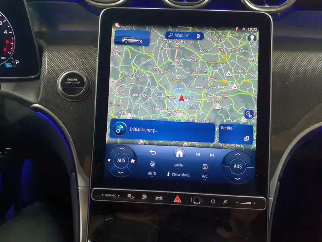 Mercedes-Benz GLC view 12