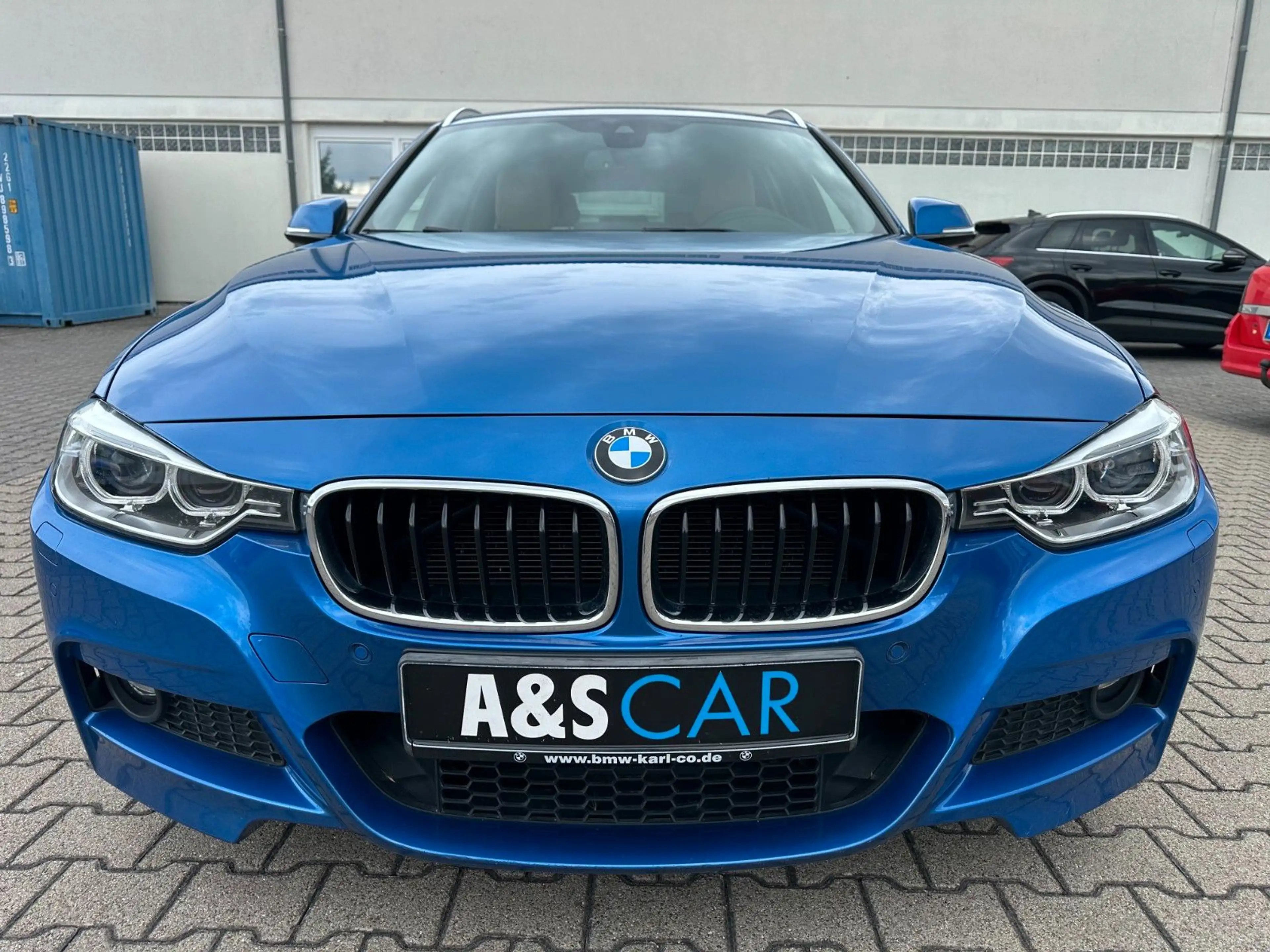 BMW 328 i Touring-M SPORT PAKET-HEAD UP-AHK-MEMORY — photo 2