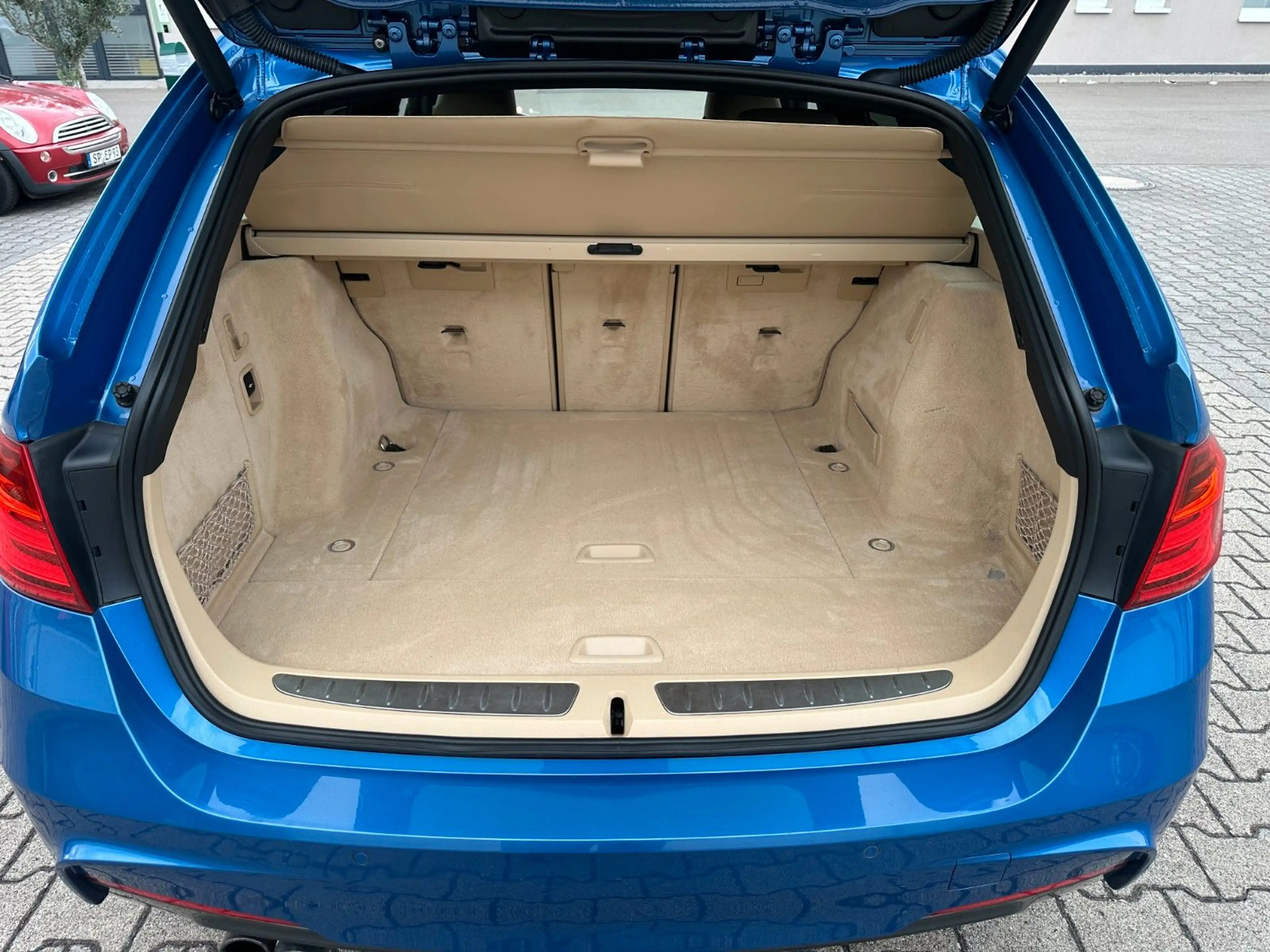 BMW 328 i Touring-M SPORT PAKET-HEAD UP-AHK-MEMORY — photo 18
