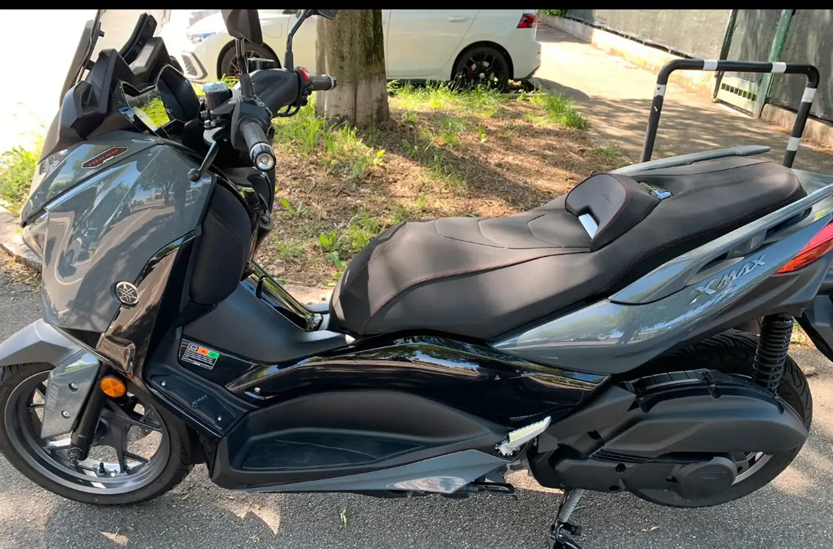 Yamaha X-Max 125 tech max - 1