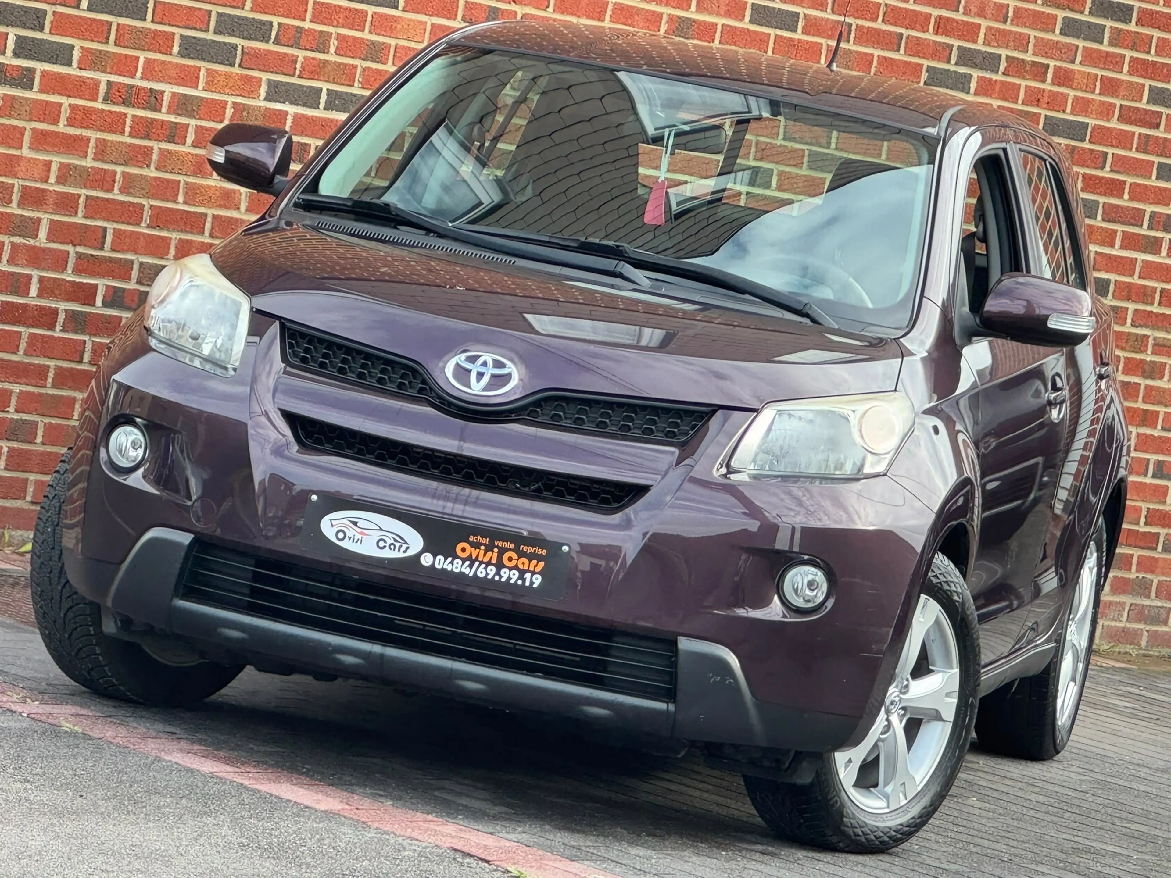 Toyota Urban Cruiser / 1ERE PROPRIÉTÉ / CARNET D’ENTRETIEN /