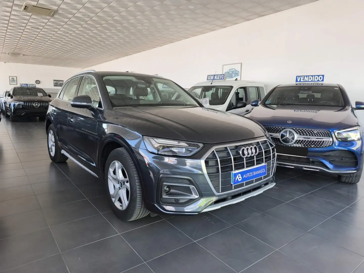 Audi Q5 35 TDI Advance S tronic 120kW Gris - 2