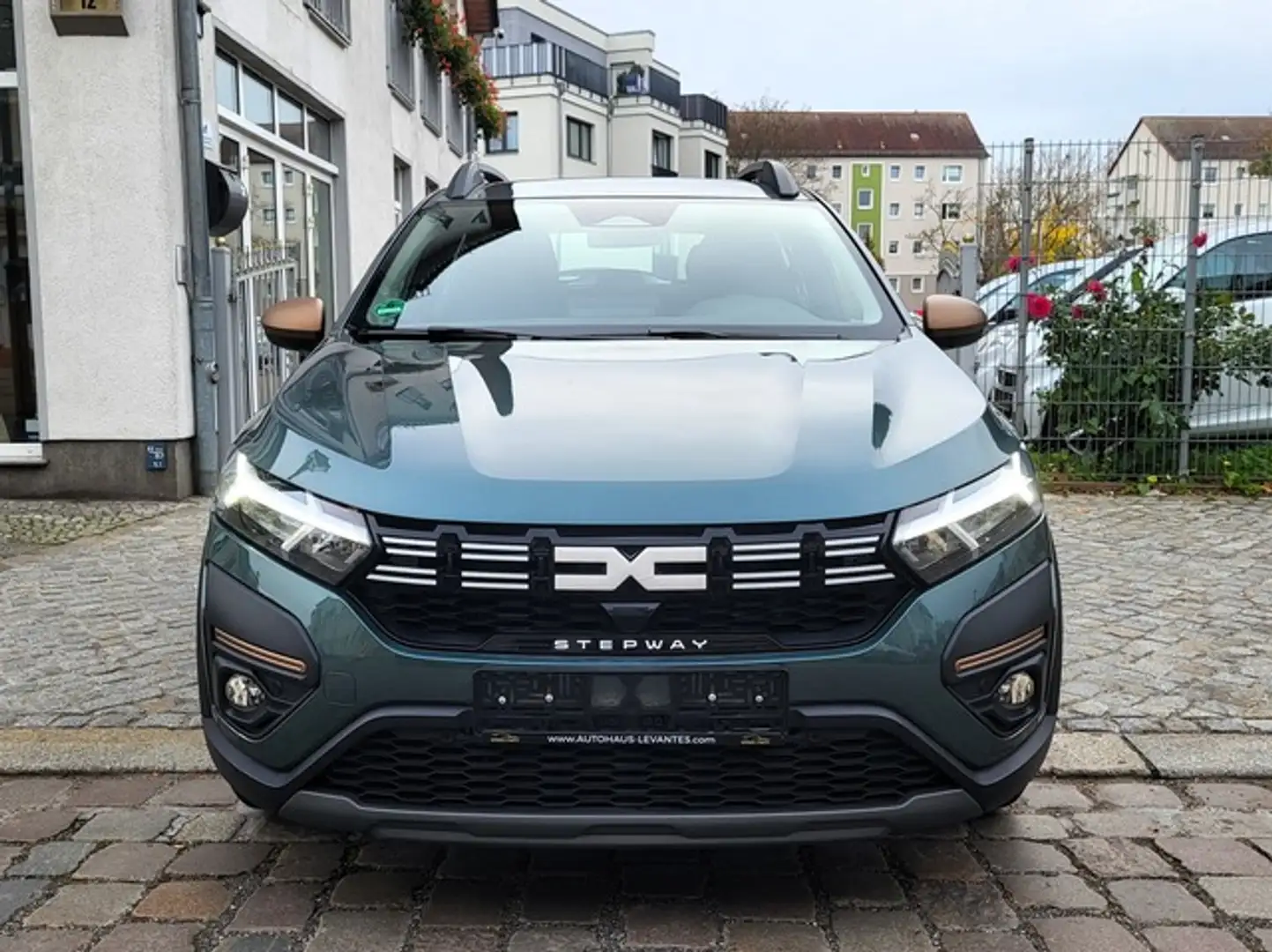 Dacia Sandero III Stepway Extreme LED GSD KAM Vert - 2