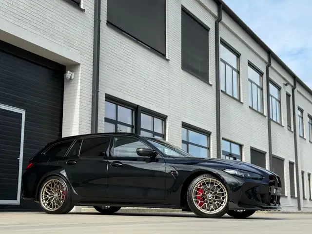 BMW M3 view 2