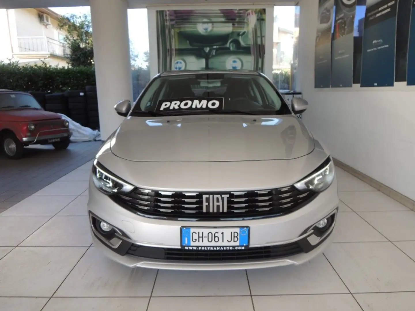Fiat Tipo 1.3 Mjt S&S 5 porte Business Grigio - 2