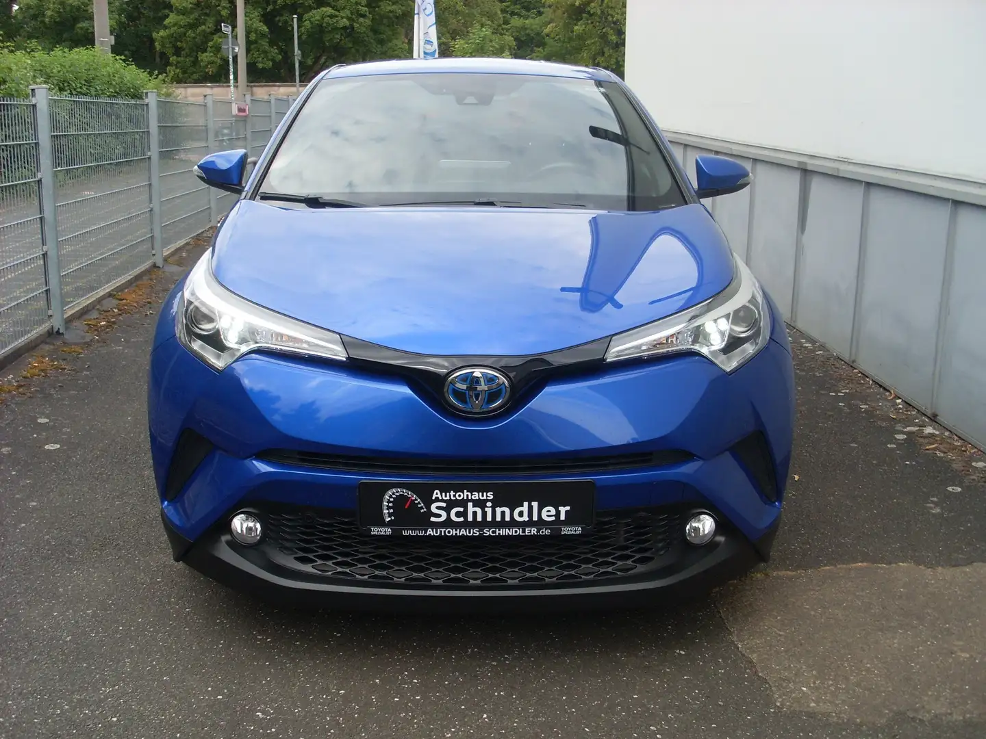 Toyota C-HR Hybrid Team Deutschland Blau - 2