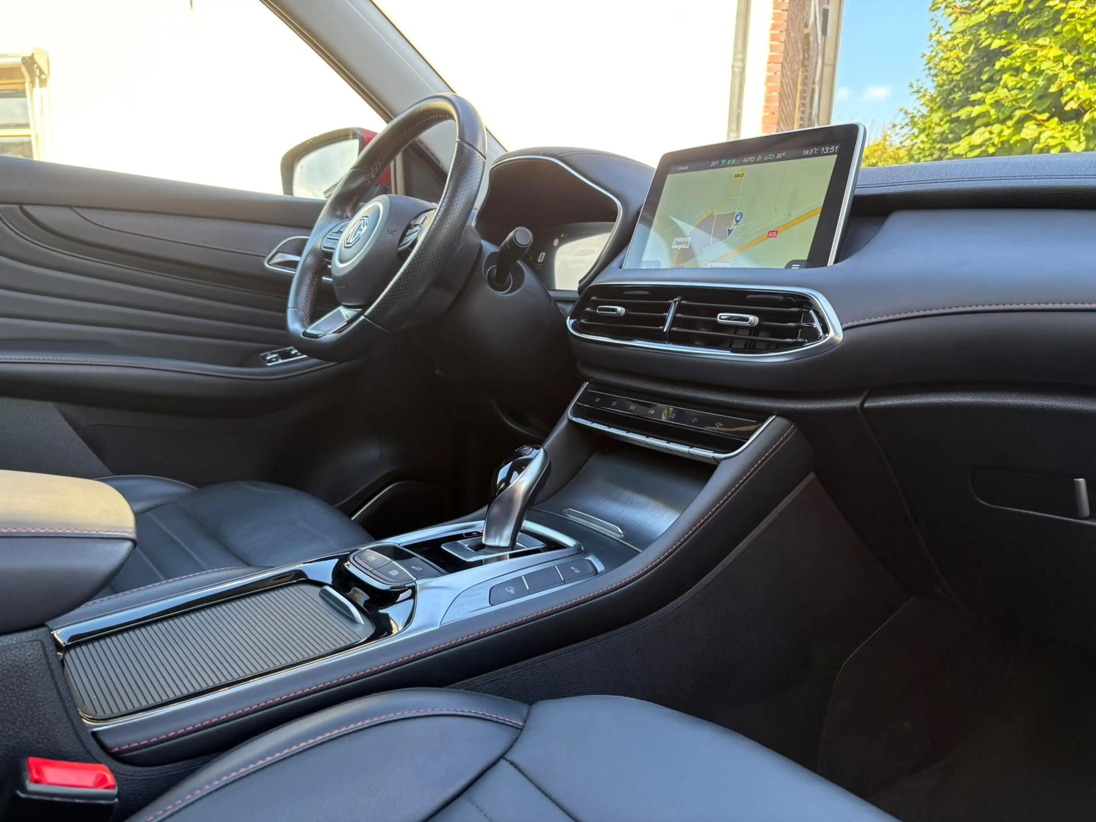 MG EHS 1.5 TGDI Luxury Pano,Trekhaak,Dealer onderh. — photo 9