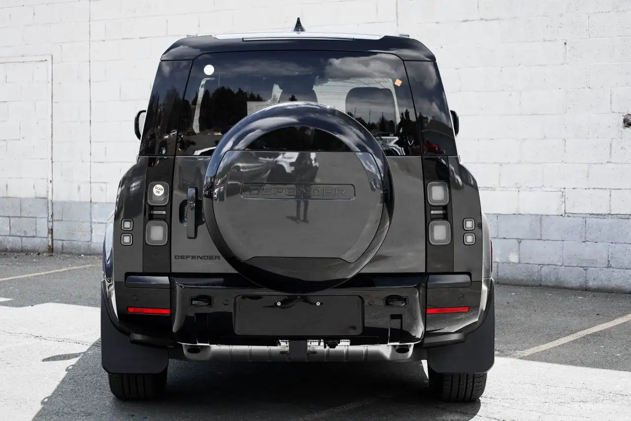 Land Rover Defender снимка Land Rover Defender