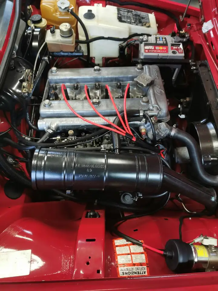 Alfa Romeo GTV 2.0, foto 10