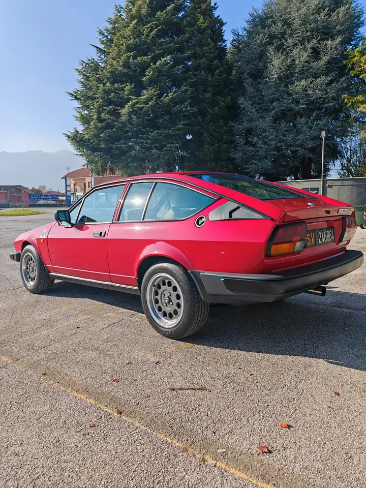 Alfa Romeo GTV 2.0, foto 4