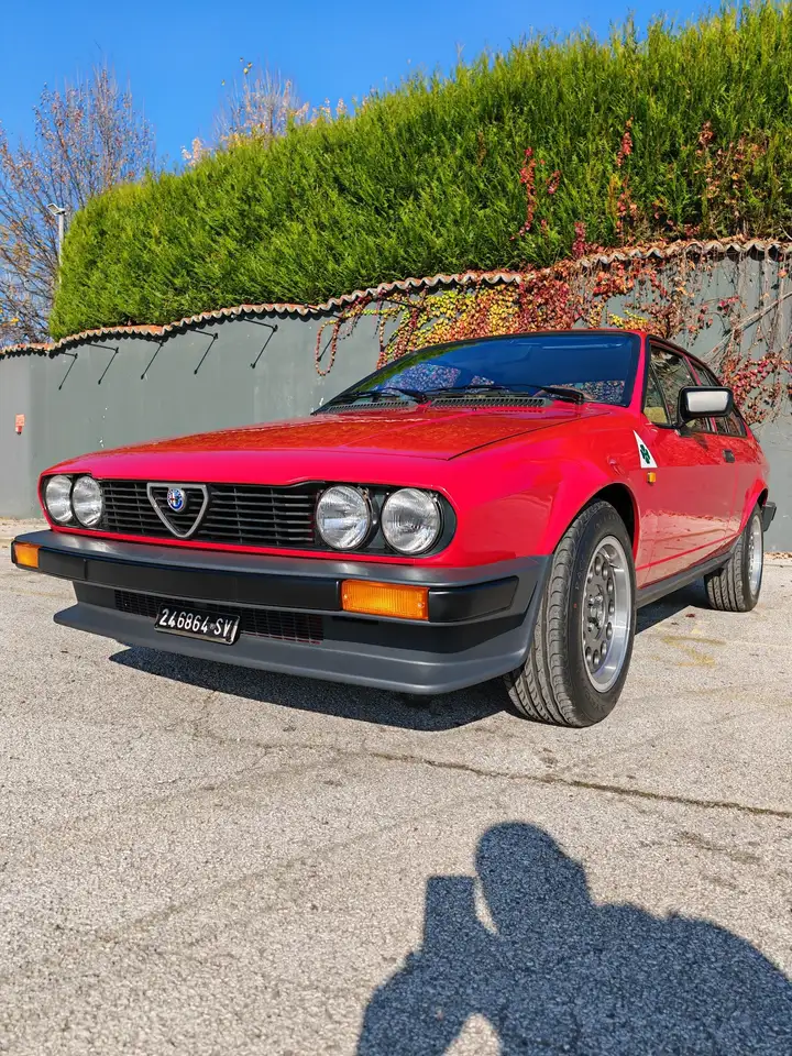Alfa Romeo GTV 2.0, foto 2