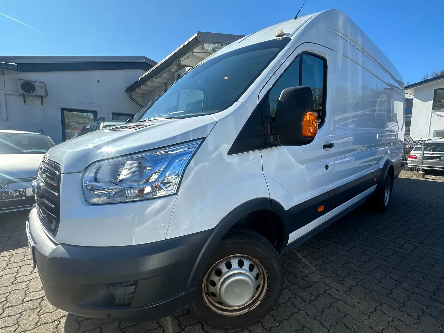 Ford Transit 470 2.0 TDCI L4 H3+KLIMA+6 GANG+KAMERA+PDC+3 SITZE Weiß - 1
