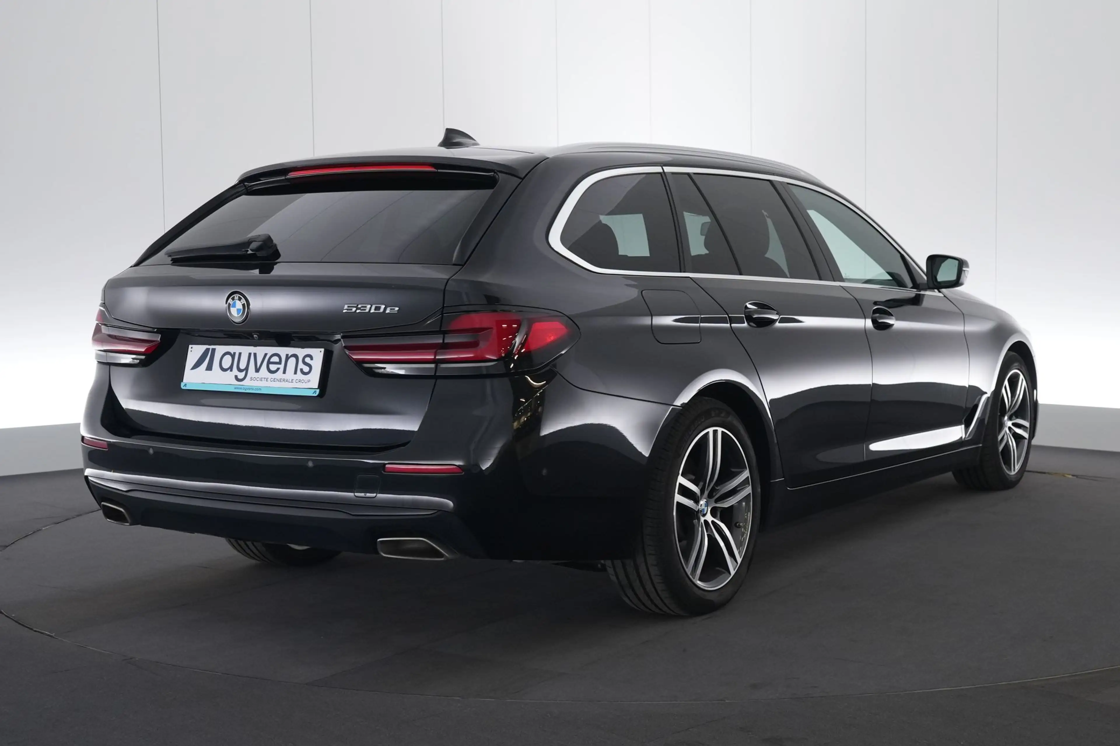 BMW 530 5 Touring 530e PHEV Business LEDER/CUIR LED GPS PD — photo 7