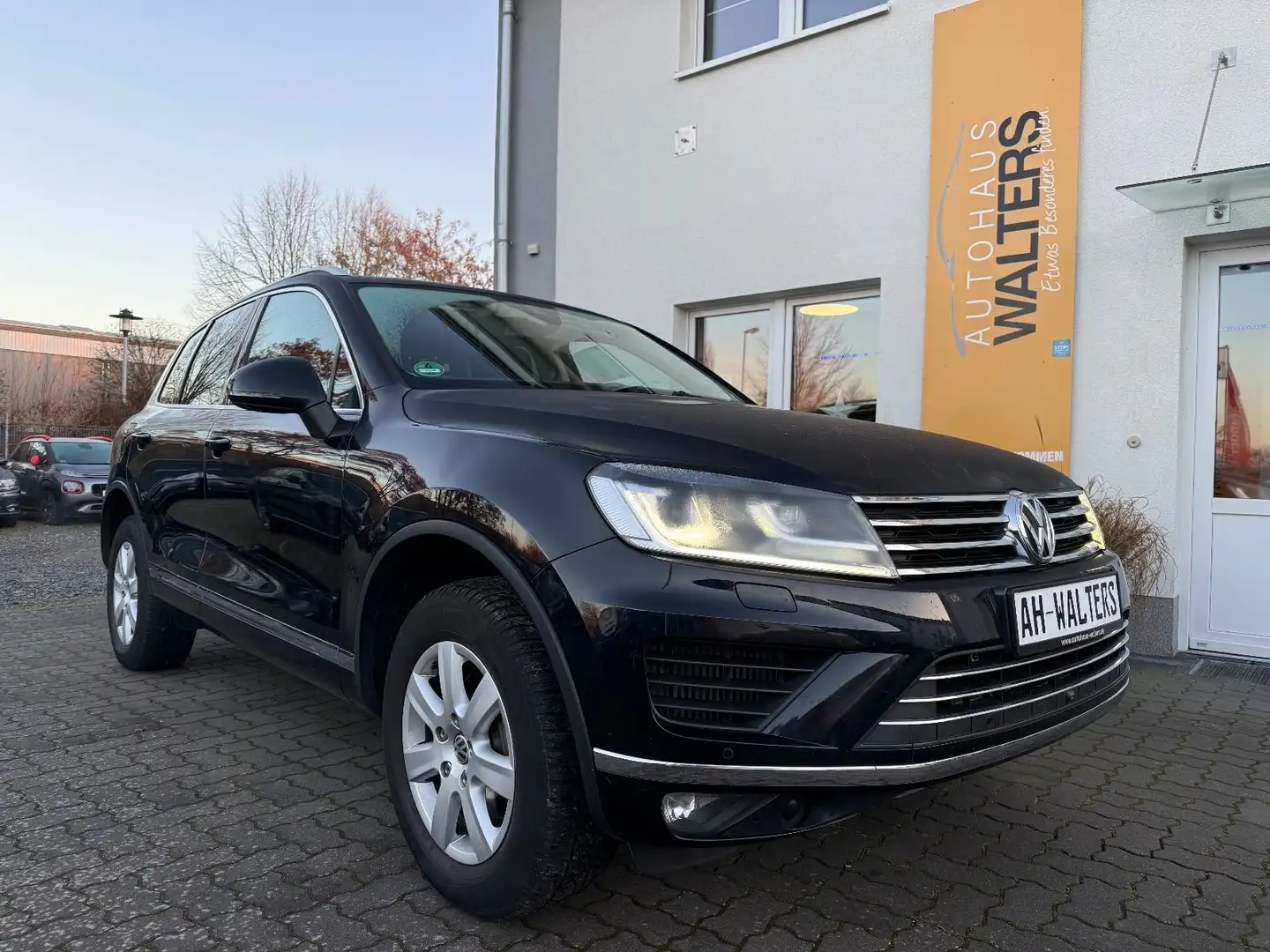 Volkswagen Touareg V6 TDI Terrain Tech 4Mot=Top Ausstattung Schwarz - 1