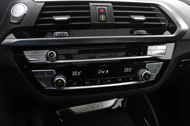 BMW X4 view 27