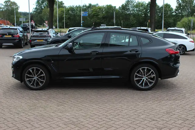 BMW X4 view 7