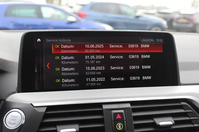 BMW X4 view 25