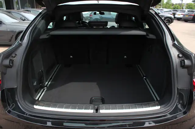 BMW X4 view 16