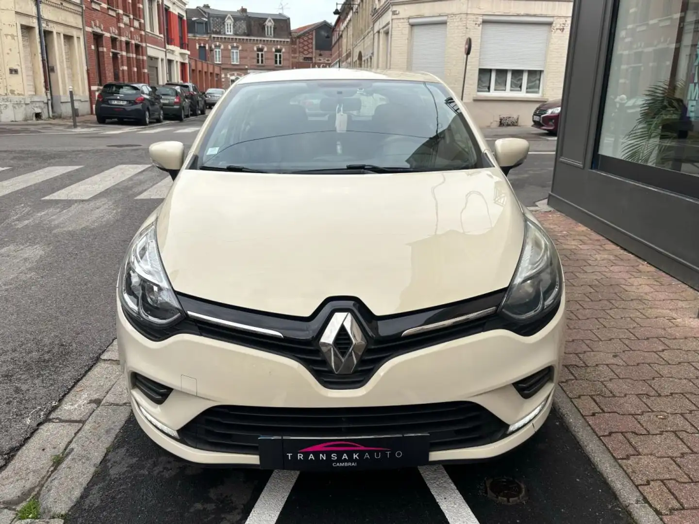 Renault Clio IV dCi Zen / GPS / BLUETOOTH / REGULATEUR DE VITESSE Beige - 2