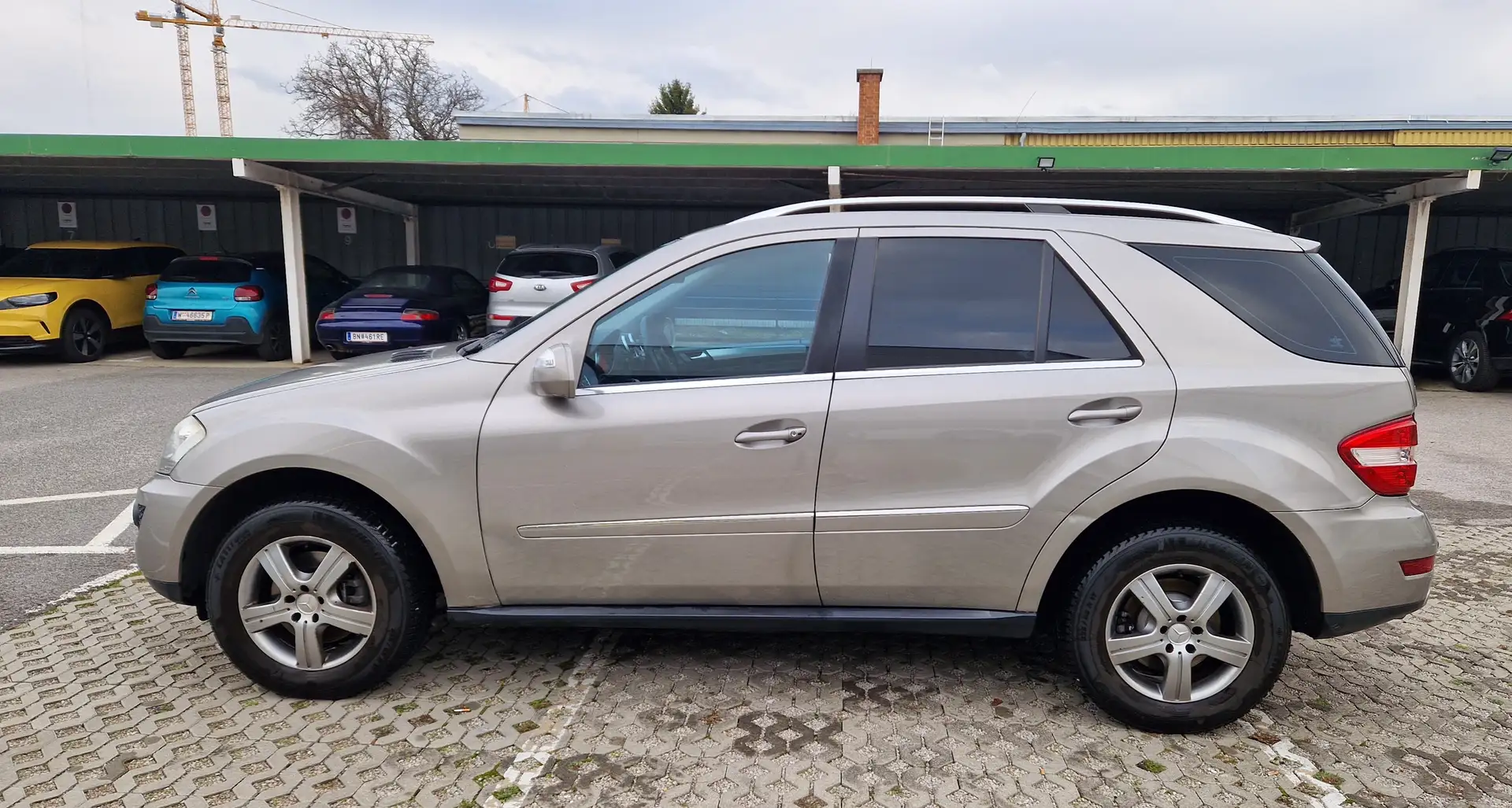 Mercedes-Benz ML 280 ML 280 CDI 4MATIC Aut. DPF Gris - 2