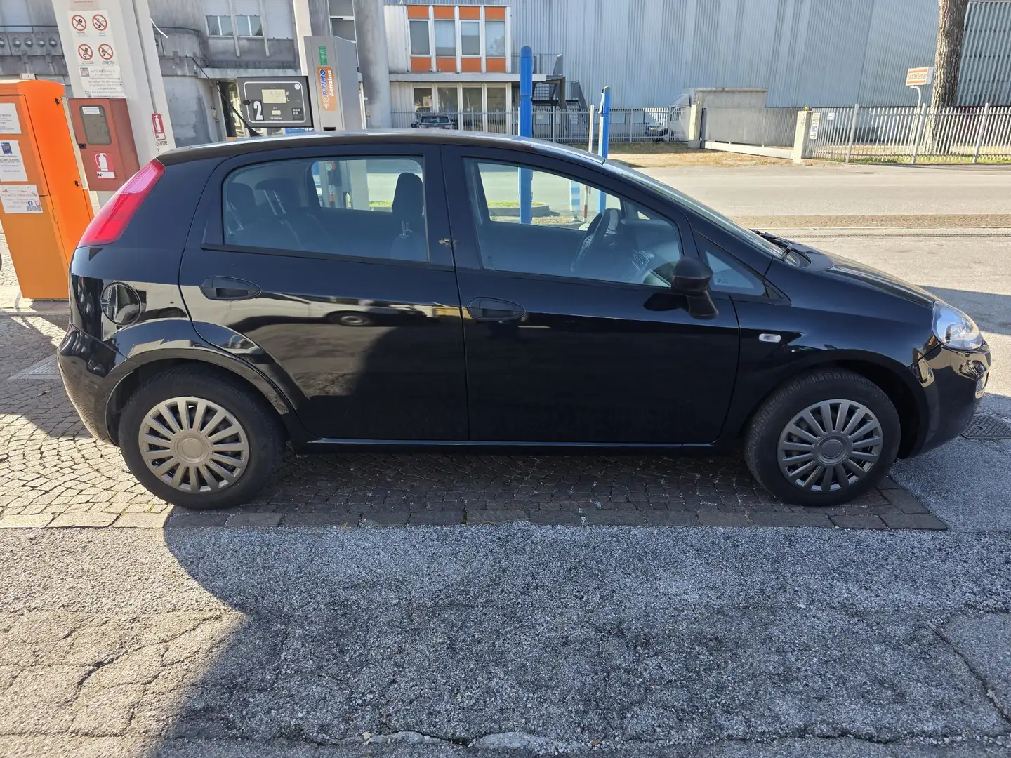 Fiat Punto 3p 1.3 mjt II 16v Lounge 75cv con 238.000km Neopat - 2